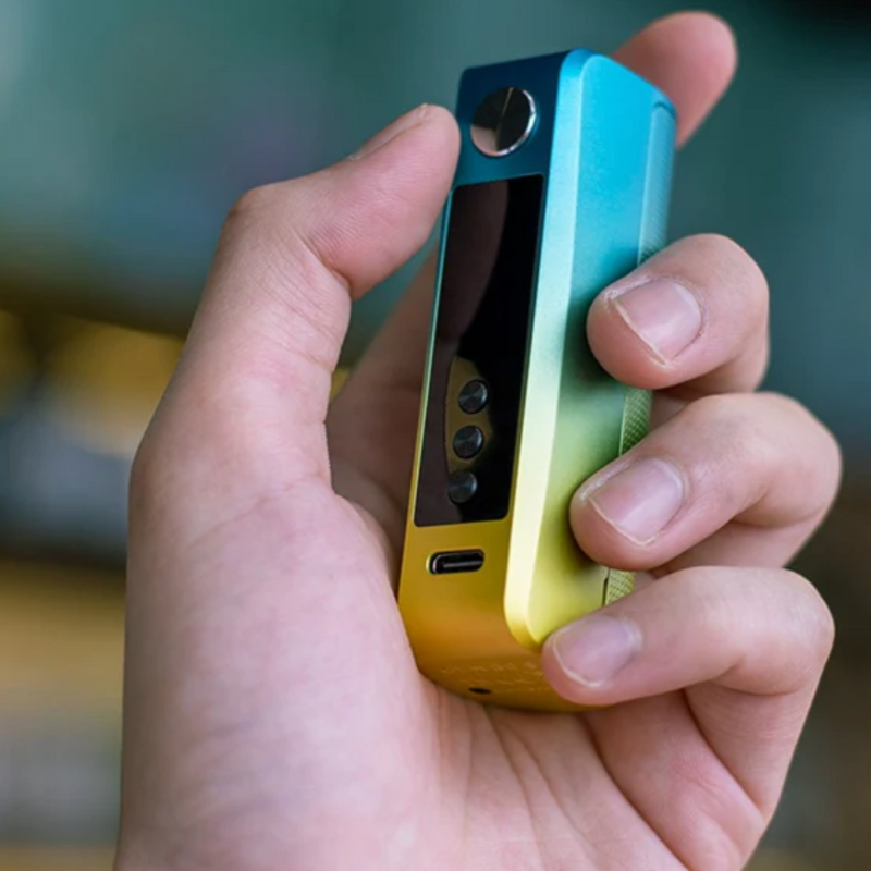 Promotional Image - Size in Hand Of Vaporesso GEN 80S Mod