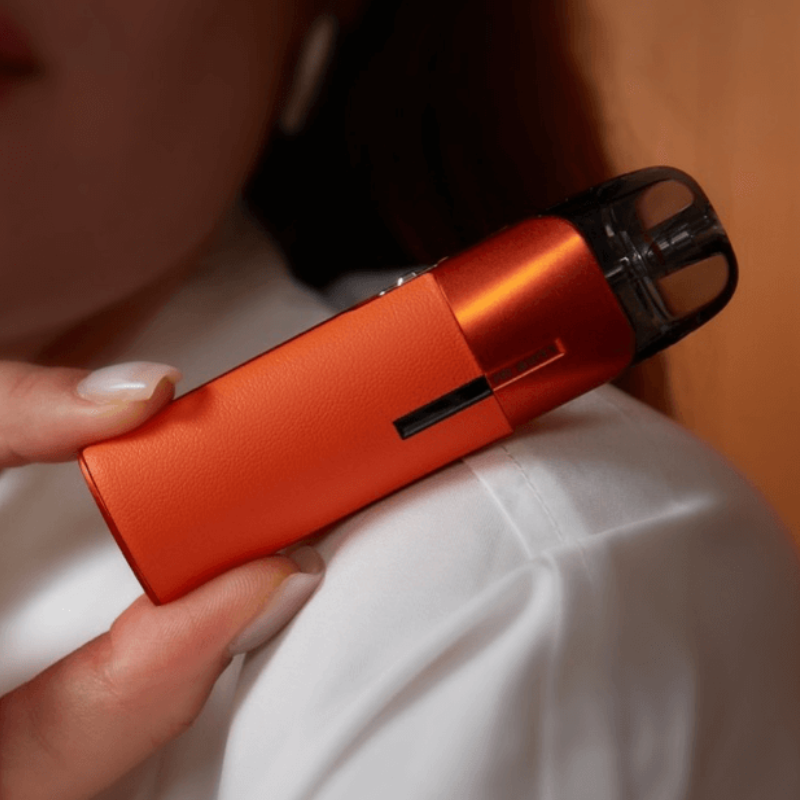 Black Vaporesso Luxe Q2 Pod Kit + Free 100ML